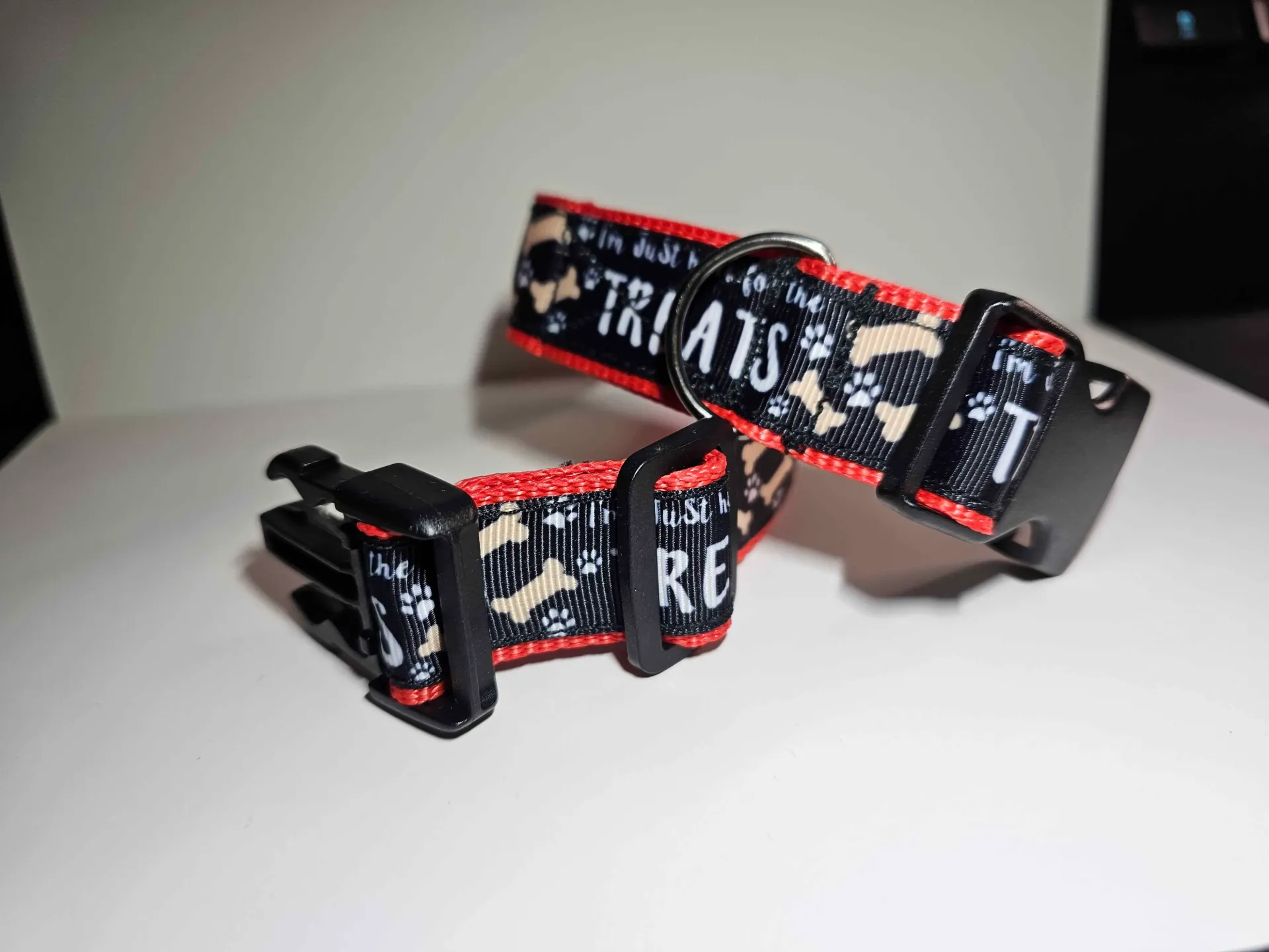 "Here for Treats" Collar